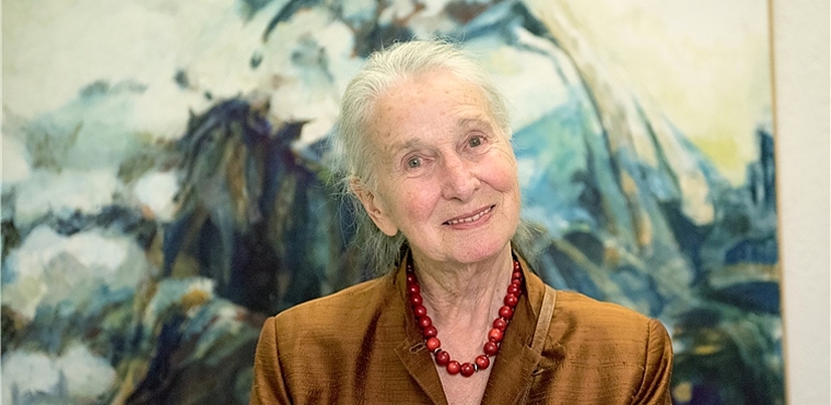 «Malen heisst leben»: Die Kunstmalerin Irma Hediger an der Vernissage ihrer Ausstellung «Rückblick» in Lenzburg. Foto: Palma Fiacco