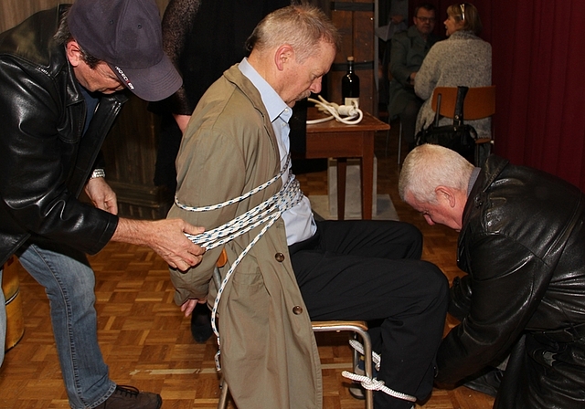 «John hasst Mary»: Das Publikum darf sich auf spannende Szenen gefasst machen. Foto: Carolin Frei