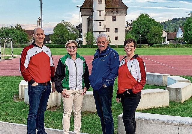 Der Vorstand des Trägervereins Kreisturnfest: Stefan Riner, Trix Merz, Ernst Sandmeier und Carmen Zinner. Foto: zvg