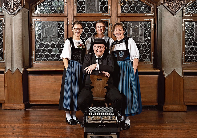 Das Terzett spielt in Seengen am 22. März.Foto: Pit Buehoer