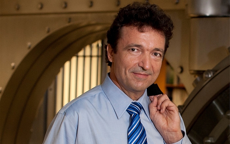 Professor Alfred Mettler brachte den Anwesenden am KMU-Apéro die Denk- und Handlungsweise des amerikanischen Volkes näher. Foto: zvg