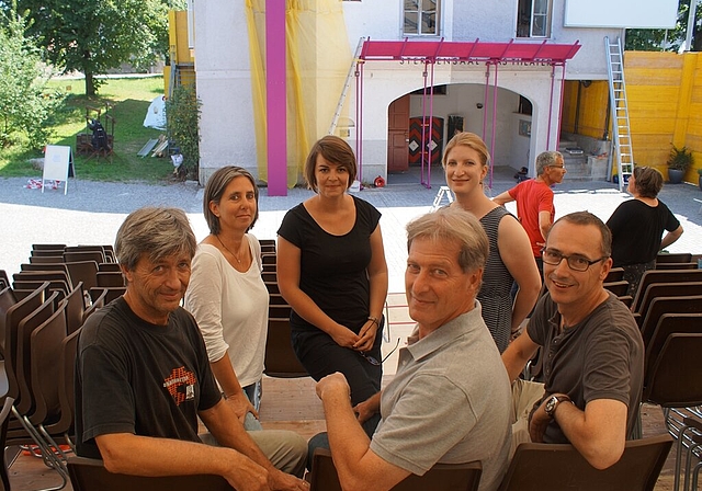 Die Sarmenstorfer «Morsch»-Gruppe: Stefan Hegi, Nadja Baur Konrad, Sophie Preisig, Hans Melliger, Melanie Melliger, André Konrad (von links). Nicht auf dem Foto: Lorenz Hegi und Erika Melliger.