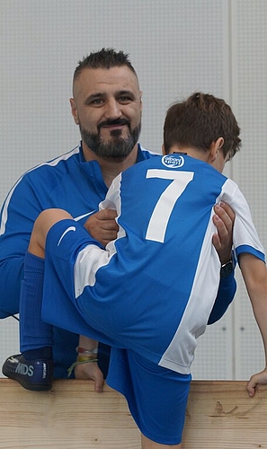 <em>Gefragte Spezies:</em> Qualifizierte und motivierte Juniorentrainer wie beispielsweise Arben Muqai vom FC Lenzburg sind gesucht.