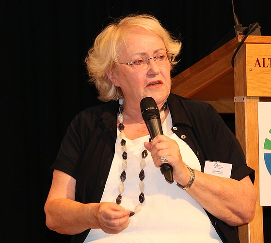 Initialreferat: Julia Onken.