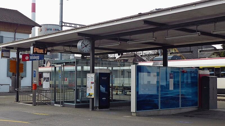 Kriegt ein neues Gesicht: Der Bahnhof Wildegg wird in vielen Bereichen angepasst und verändert. Foto: Deborah Bläuer