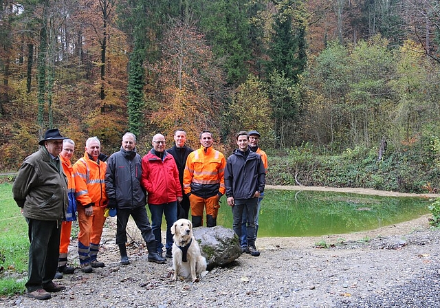 Wiedereröffnung des Schützenmeisterweihers: Dank ihnen ist der Weiher wieder ansehnlich. Foto: Melanie Solloso