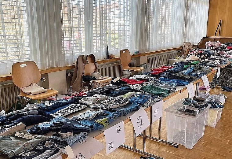 Grossen Anklang fanden die Kleider bei den Besucherinnen und Besuchern.Foto: zvg