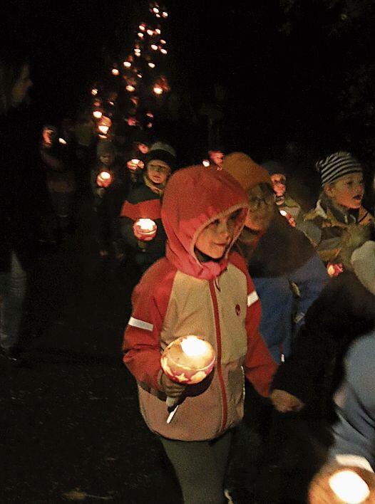 Helle Lichter erhellen die Nacht.Foto: Romi Schmid