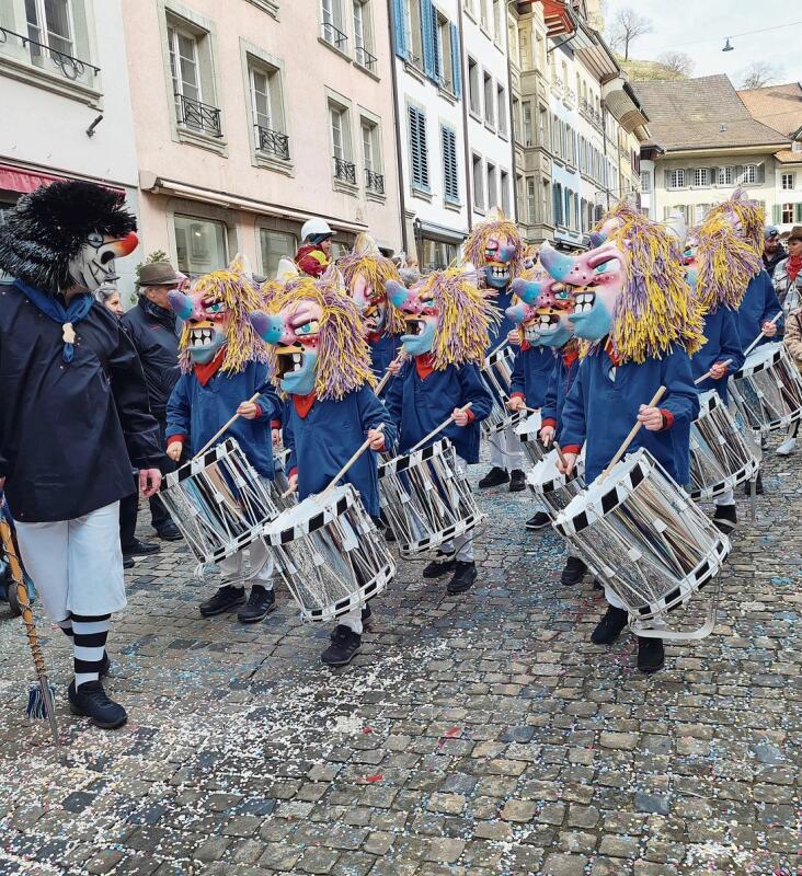 Auch die Tambouren zogen mit. Foto: Carolin Frei