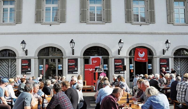 Am 1. Mai trafen sich gut 120 Menschen auf dem Metzgplatz. Foto: zvg