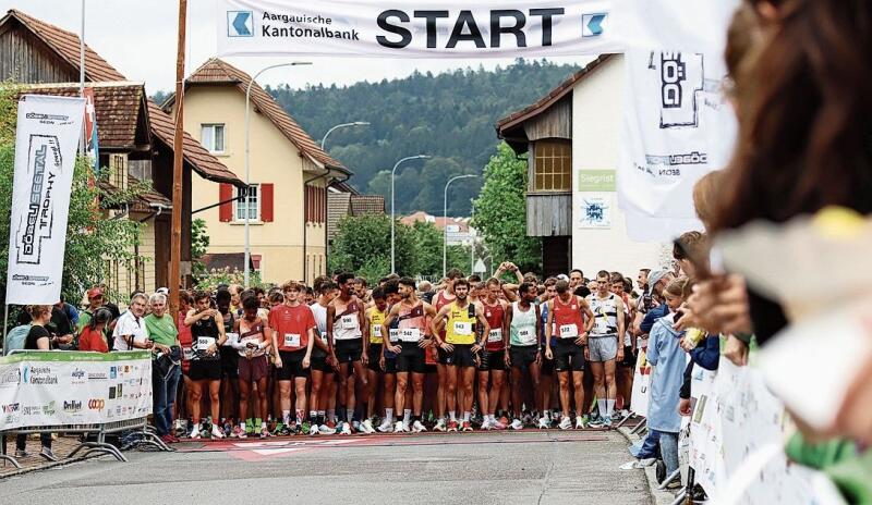 Das grosse Warten auf den Startschuss im Hauptlauf.Foto: Romi Schmid