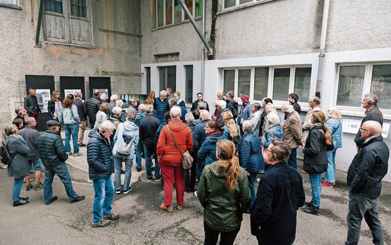 Das Publikum kam  nicht nur aus Dürrenäsch, sondern aus der ganzen Region. Foto:  zvg