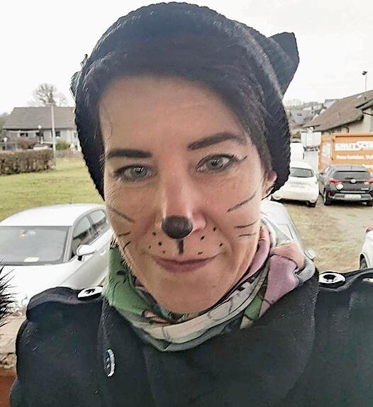 An normalen Tagen Redakteurin, während der Fasnacht eine Katze: Verena Schmidtke unterzog sich dem Selbsttest bei den Schreiern.Foto: zvg