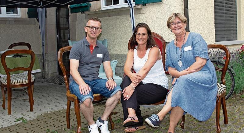 Auch das Leitungsteam genoss den Tag: Mirzet Sejdinoski, Leiter Arbeitsbereich, Karin Filli, Stiftungsleiterin, Barbara Huber, Leiterin Wohnbereich.Foto:  Vernea Schmidtke
