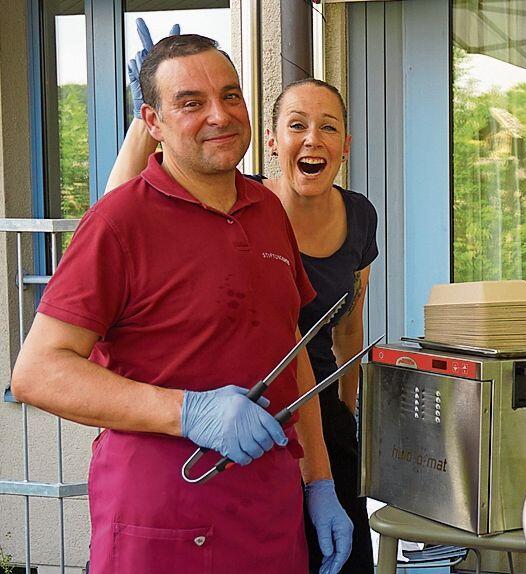 Sie sorgten für gute Verpflegung und auch für gute Stimmung.Foto:  rfb