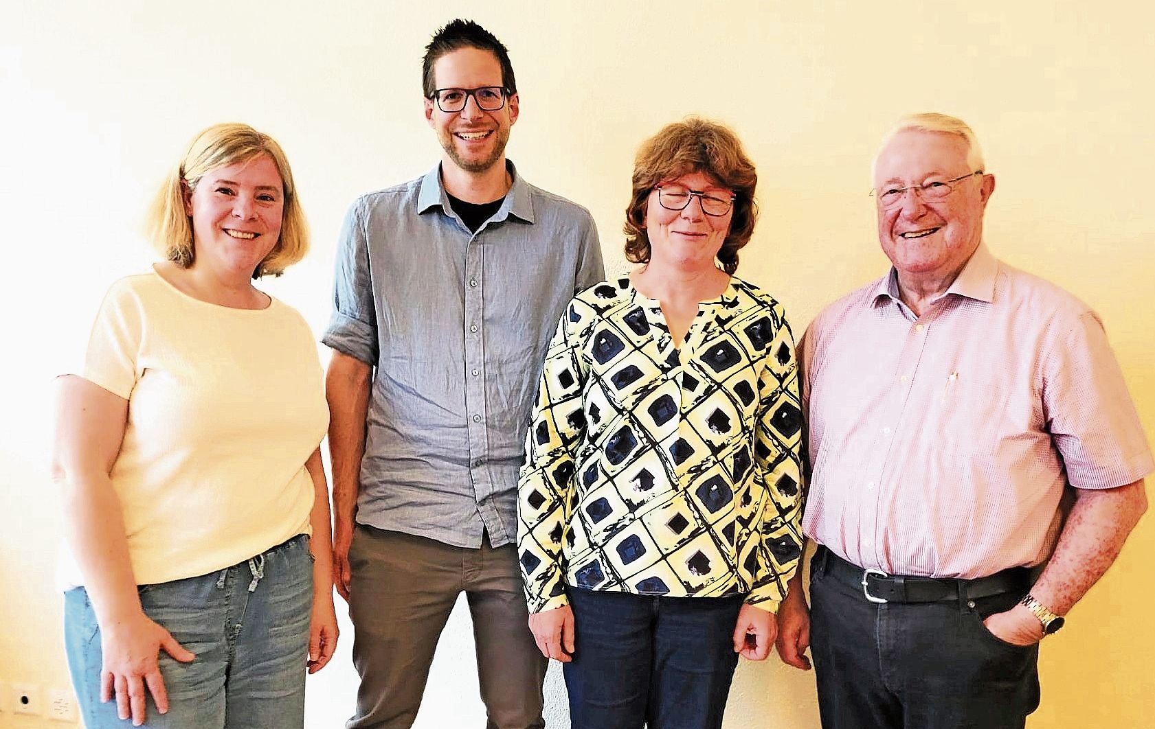 Die neugewählten Vorstandsmitglieder Katja Stark, Ruedi Hauser, Renate Kunz und Jörg Leimgruber, Präsident.Foto: zvg
