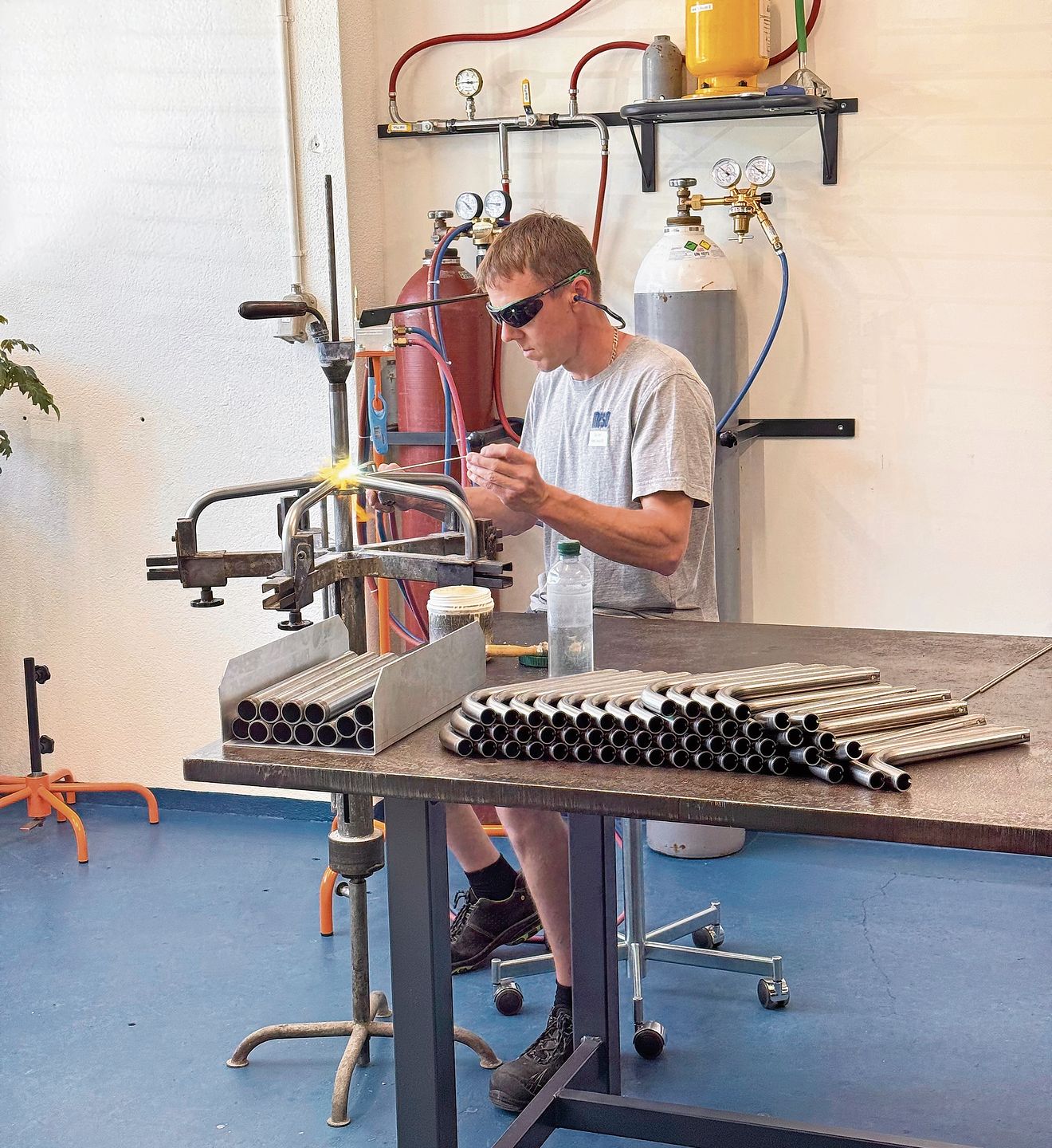 Hier werden verschiedene Metallteile zusammengelötet.Foto: Verena Schmidtke Hier werden verschiedene Metallteile zusammengelötet.Foto: Verena Schmidtke