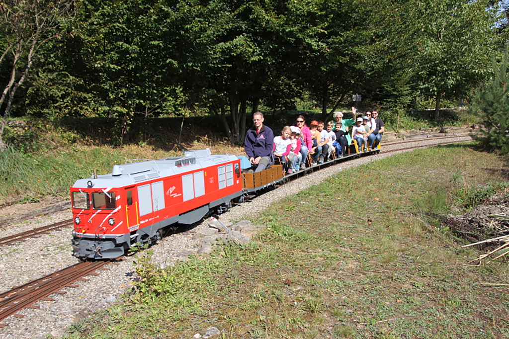 Wohl zur grossen Freude von Gross und Klein: Die Gartenbahn nimmt am 27. September wieder den Fahrbetrieb auf. Foto: zvg
