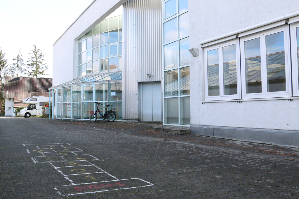 Zentrale Lage: Die neue Sonderschule ist in den Räumlichkeiten der ehemaligen Gartenbauschule untergebracht. Foto: Romi Schmid 