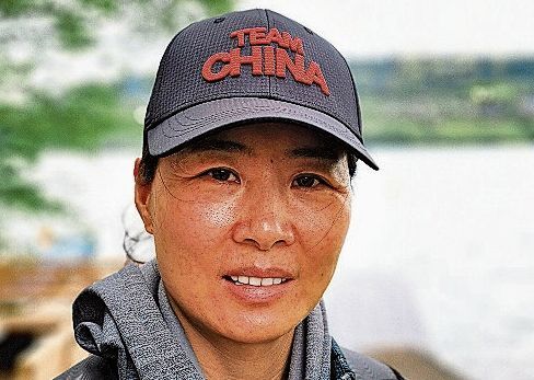 Hohe Ziele für Tokio: Die chinesische Ruder-Cheftrainerin Zhang Xiuyun. Foto: Fritz Thut