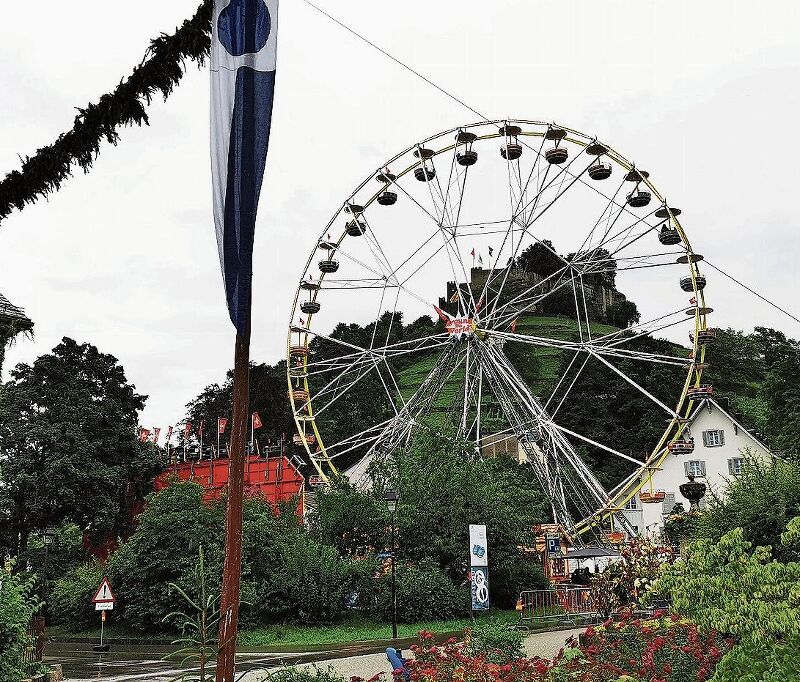 Lunapark auf der Seifi: Grösstes Riesenrad der Schweiz mit drehenden Gondeln. Foto: Fritz Thut
