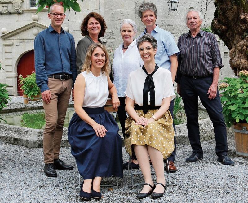 Freut sich auf das Jubiläum: Das Team der Musikalischen Begegnungen mit Stefan Zantop, Barbara Tänzler, Monique Winckler, Daniel Schaerer, Frank Studer und vorne Andrea Hofstetter und Stefanie Jud. Foto: Romi Schmid