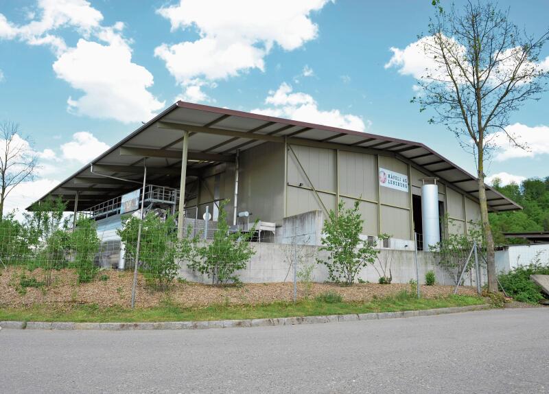 Verarbeitet rund 5000 Tonnen Grüngut im Jahr: Die Biogasanlage der Häfeli AG an der Seonerstrasse 85 in Lenzburg.  Foto: zvg
