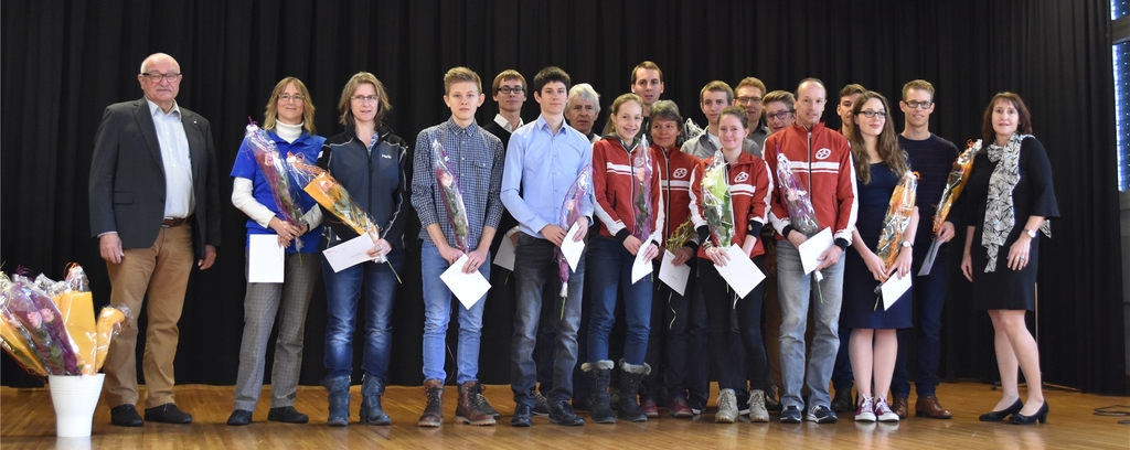 Die Gemeinde Seon ehrte am Neujahrsapéro besondere sportliche Leistungen. .(Fotos: LH) Die Gemeinde Seon ehrte am Neujahrsapéro besondere sportliche Leistungen. .(Fotos: LH)