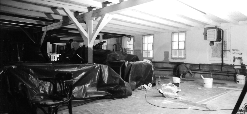 Selbst Hand angelegt: Einrichtung der «Baronessa» vor 20 Jahren. Foto: zvg