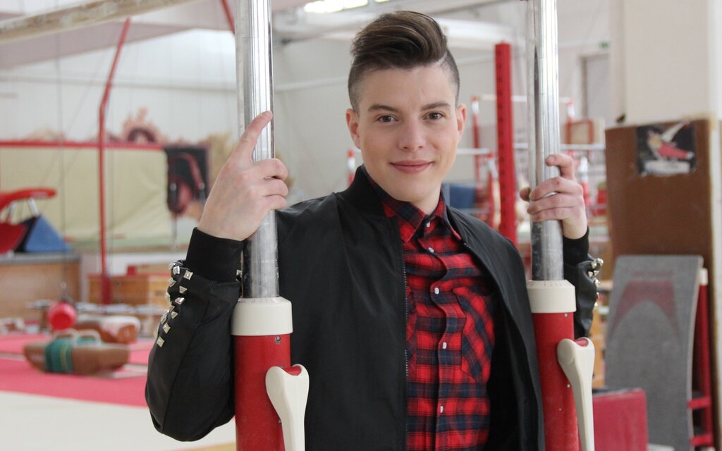 Lucas Fischer aus Möriken-Wildegg ist jetzt Entertainer: Man darf hoffen, dass er auf seinem zweiten Berufsweg Erfolg hat und als Stern am Showbiz-Firmament bleibt – ohne Absturz. Fotos: Alfred Gassmann
