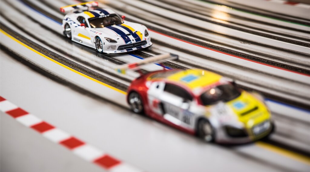 Renn-Faszination en miniature: Slotcars in Dottikon. Foto: Patrick Züst