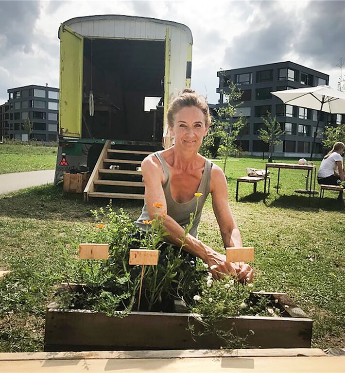 <em>Einladung zum Wohlfühlen:</em> «Teegarten»-Projektleiterin Prisca Keel. <em>Einladung zum Wohlfühlen:</em> «Teegarten»-Projektleiterin Prisca Keel.