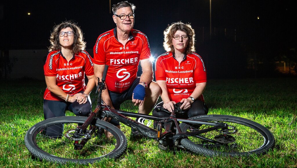 <em>An den Special Olympics in Abu Dhabi:</em> Radfahrer des BSC Wohlen-Lenzburg, Claudia Schmidt (Bremgarten), Florenz Tanner (Rupperswil) und Doris Steiner (Holziken). Foto: Chris Iseli
