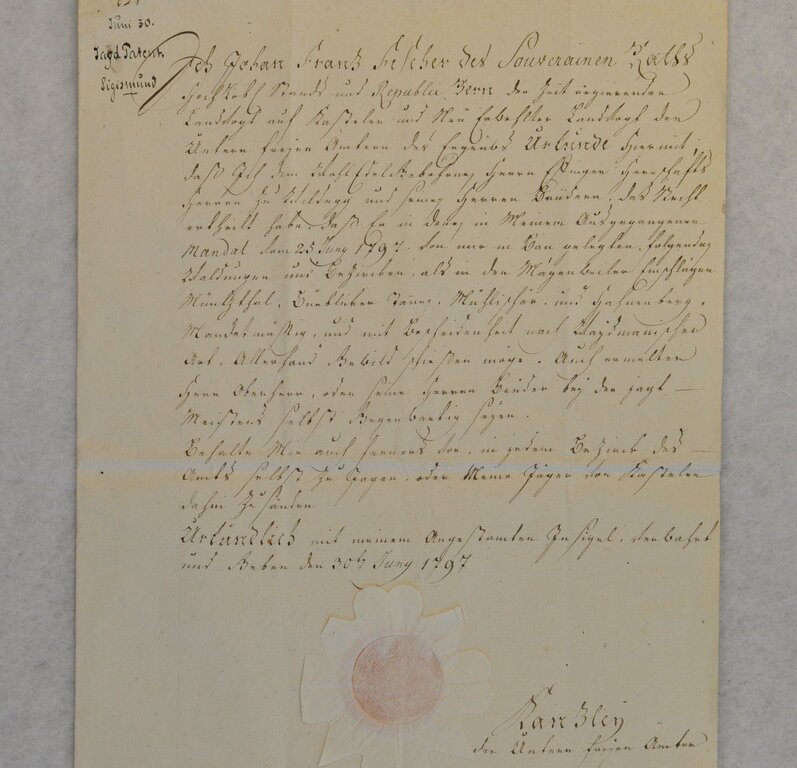 <em>Jagdpatent von Sigmund Effinger (1797:)</em> Diese Urkunde wird an der Ausstellung gezeigt. Foto: Staatsarchiv des Kantons Aargau
