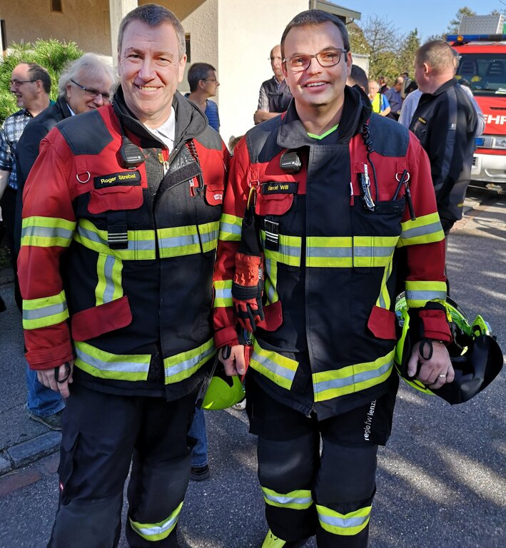<em>Der scheidende Kommandant und sein Nachfolger:</em> Roger Strebel und Marcel Willi an der Hauptübung in Staufen. Fotos: Fritz Thut
