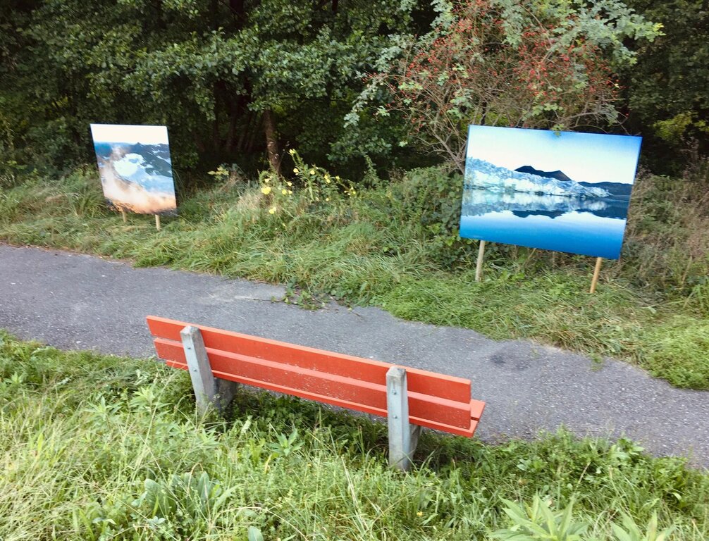 «Warning Signs» am Aabach: Fotos zu Klimawandel und Gletscherschmelze. Foto: zvg/ffl
